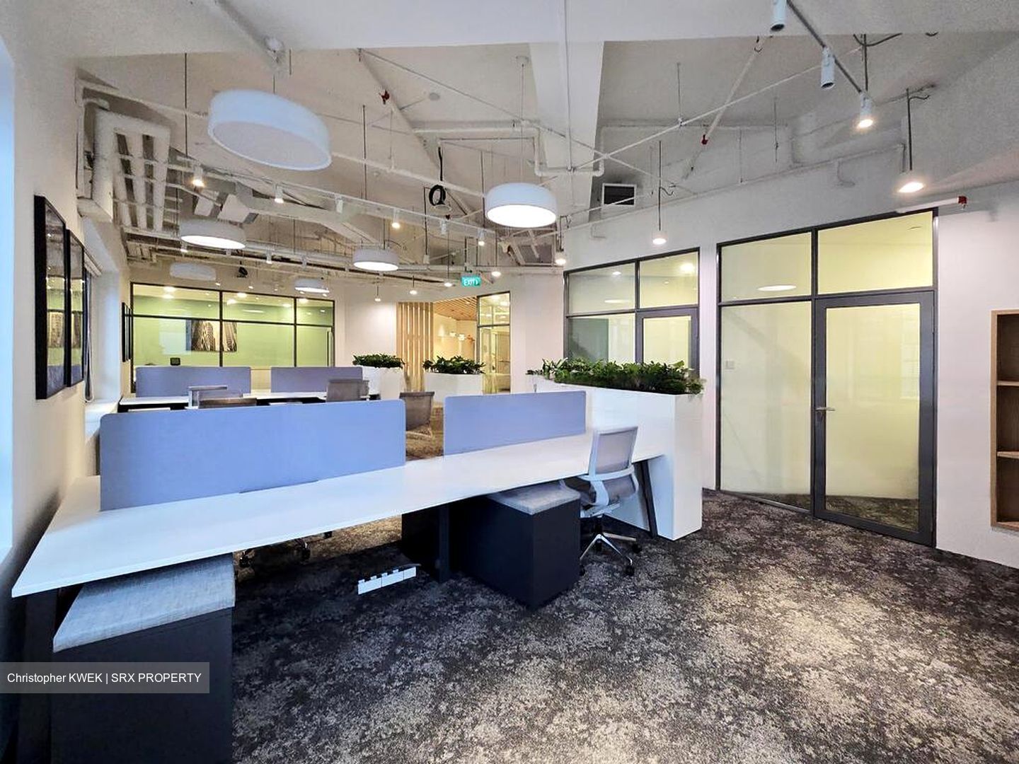 Tung Centre (D1), Office #484684551